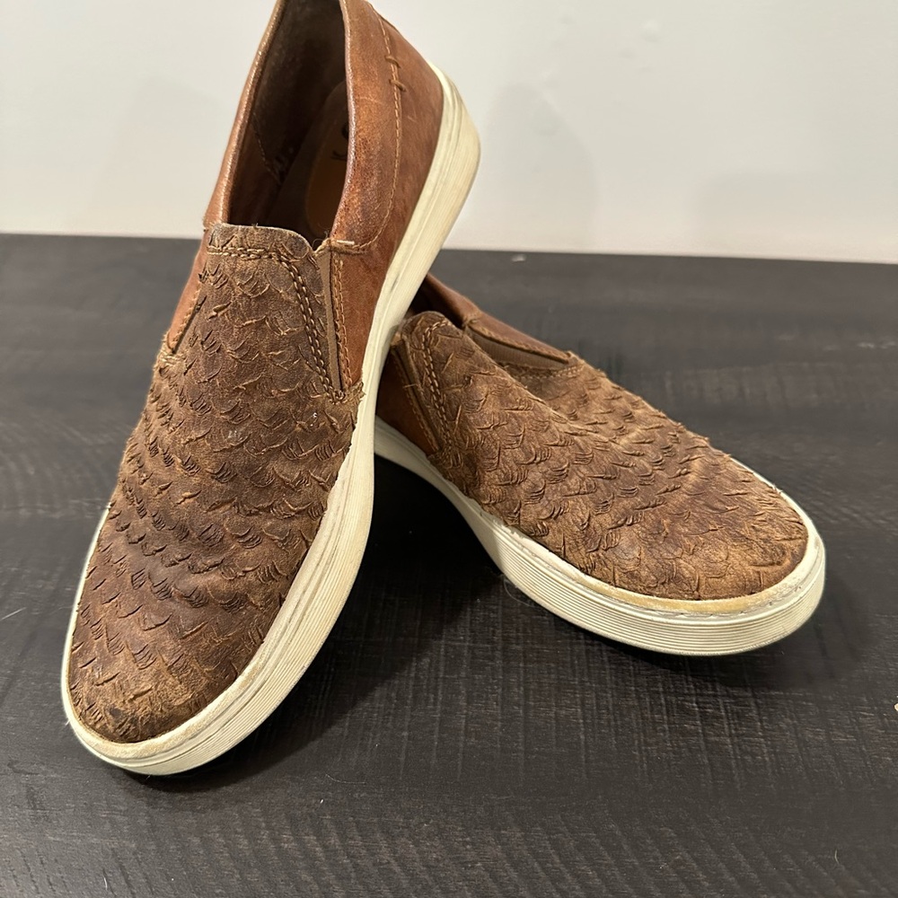Sofft Brown Textured Leather Slip-On Flats
